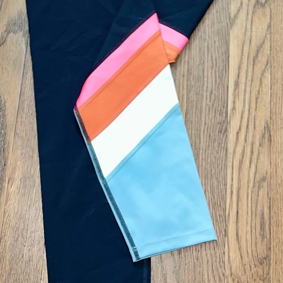 NWOT Perry Ellis Nation leggings women’s large - Picture 2 of 9